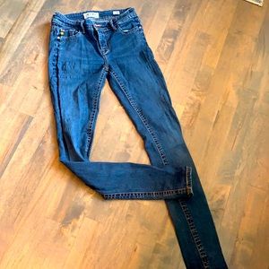 Super cute skinny jeans